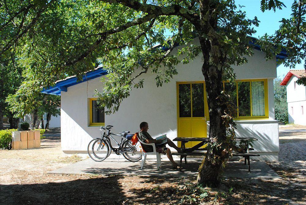 Residence Nemea Les Rives De Saint Brice Ares Kültér fotó