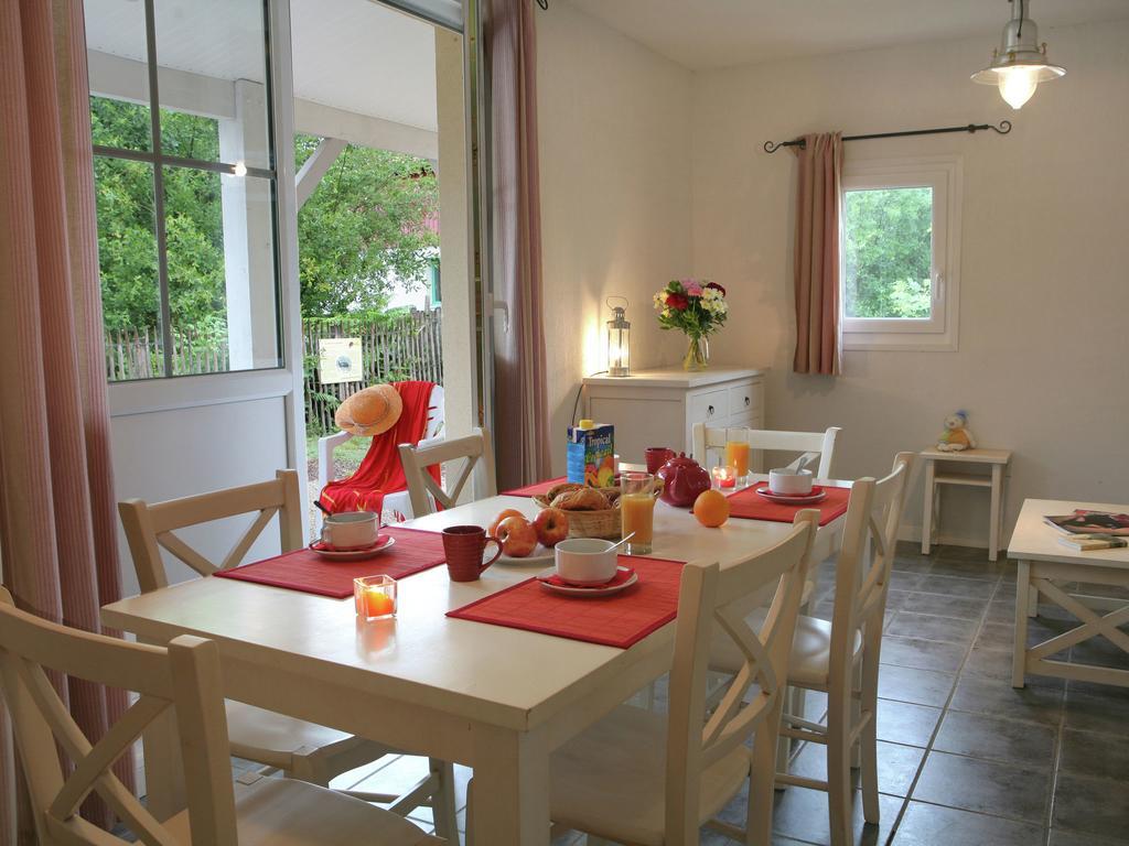 Residence Nemea Les Rives De Saint Brice Ares Kültér fotó