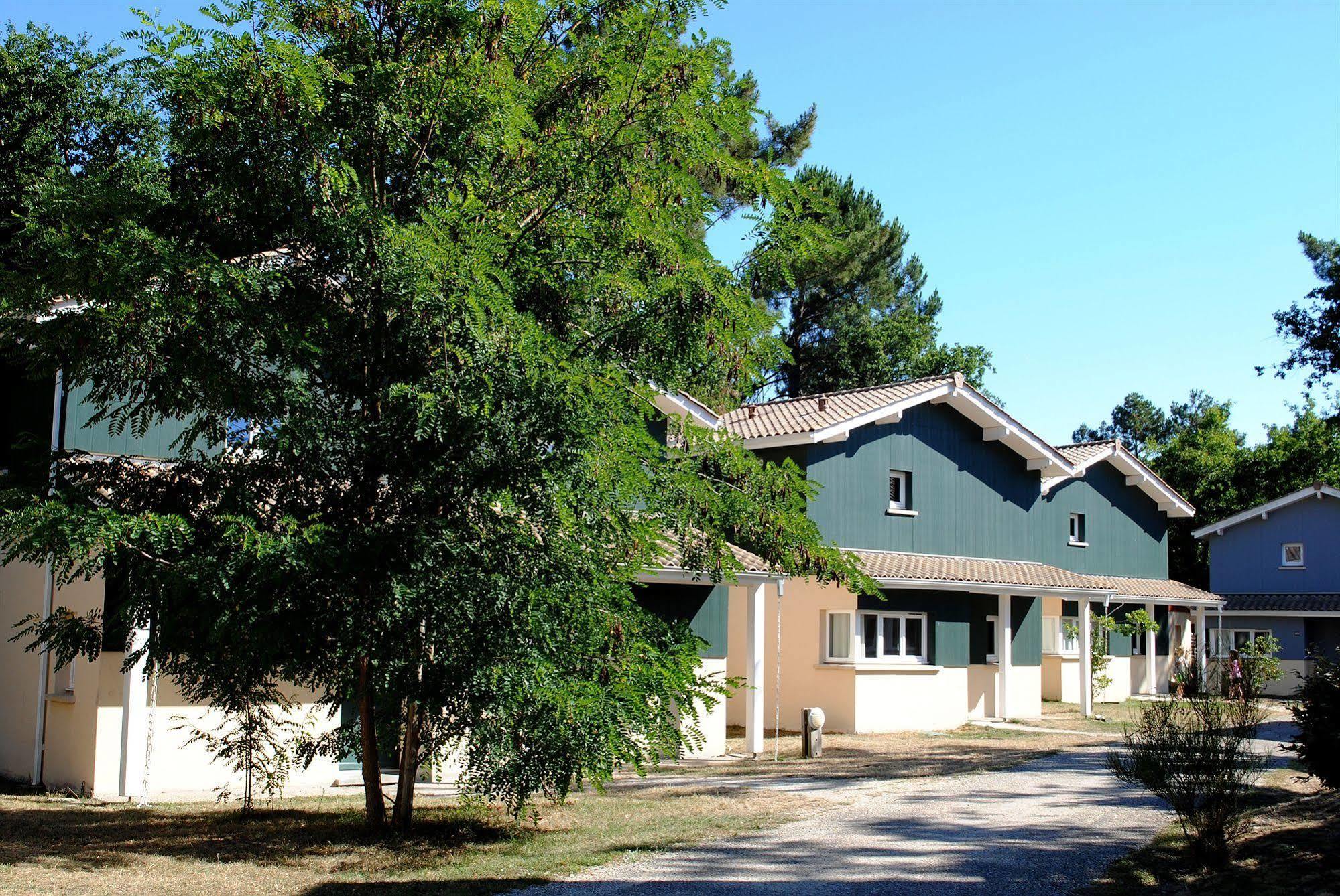 Residence Nemea Les Rives De Saint Brice Ares Kültér fotó