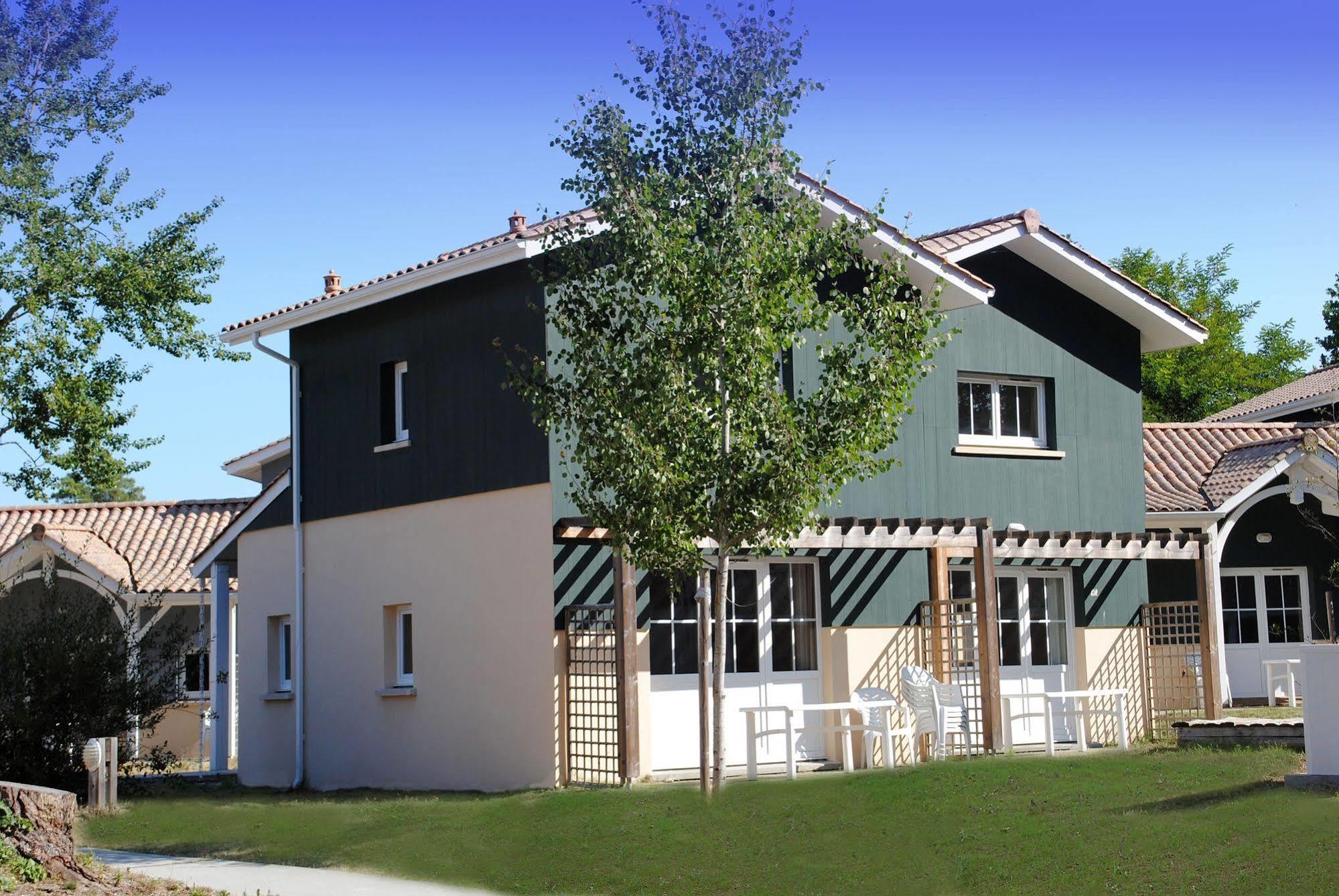 Residence Nemea Les Rives De Saint Brice Ares Kültér fotó