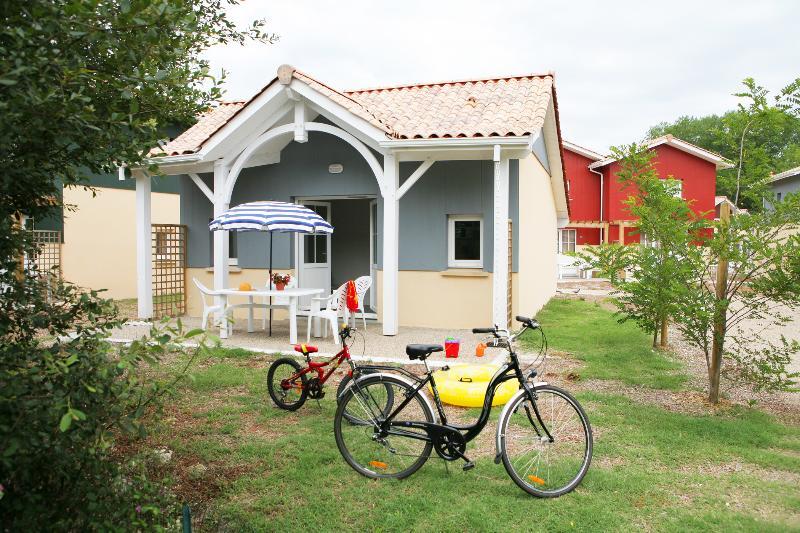 Residence Nemea Les Rives De Saint Brice Ares Kültér fotó